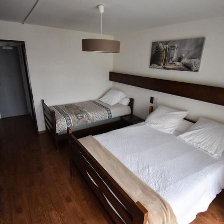 Hotel Le Chinfrey 莱热 外观 照片